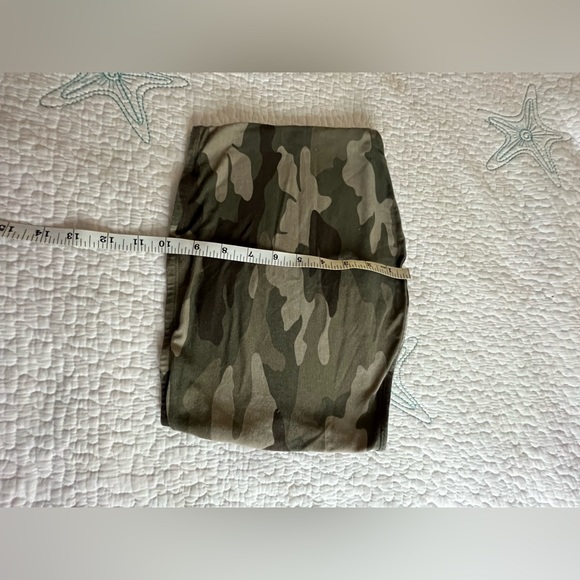 Garage Camo Bandeau - Picture 4 of 5